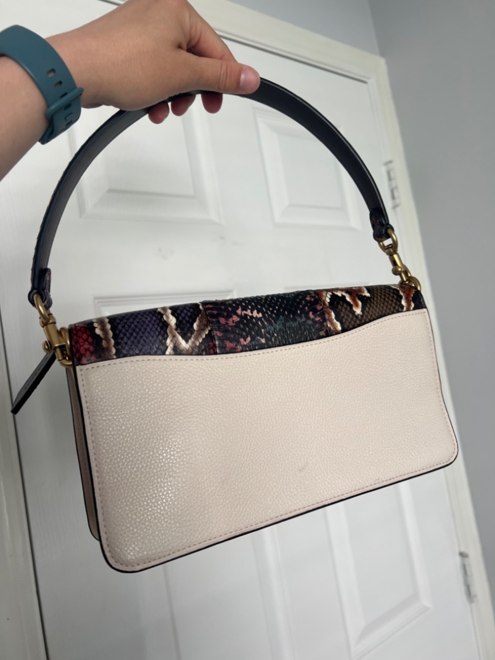 coach shoulder tabby bag with snakeskin detail - Picture 2 of 6